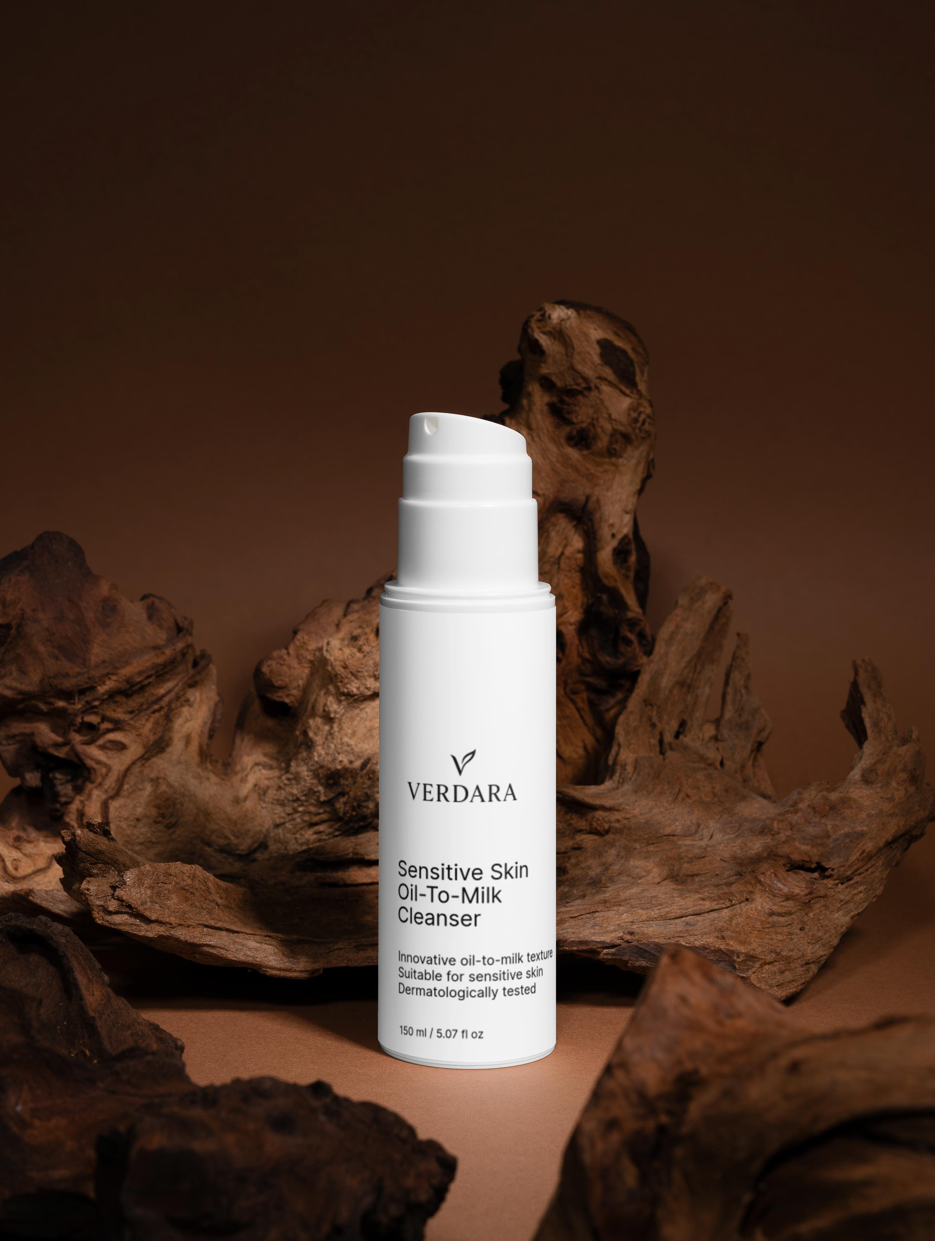 Sensitive Skin Oil-To-Milk Cleanser