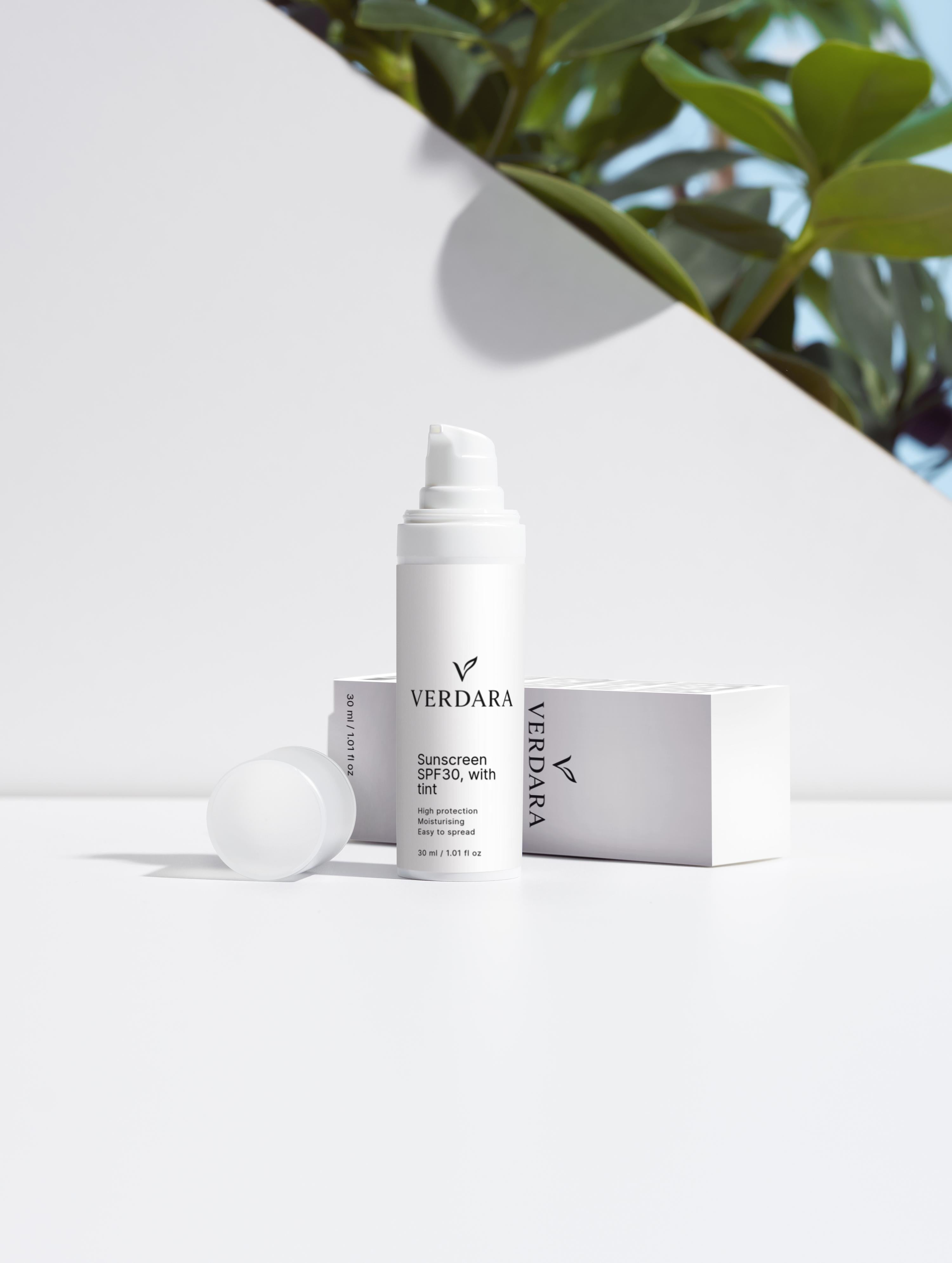 Sunscreen SPF30, with tint